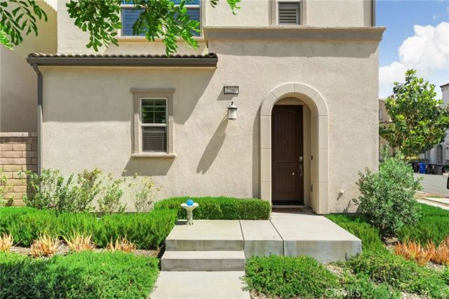2280 Rose Garden Court, Upland, CA 91786