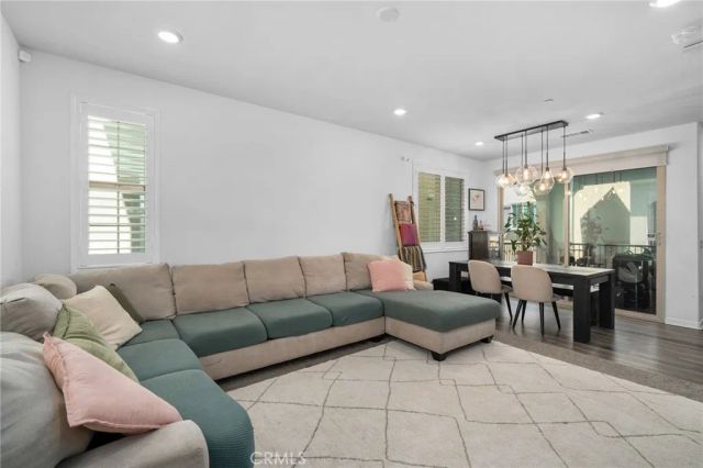 2280 Rose Garden Court, Upland, CA 91786