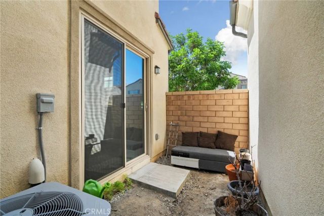 2280 Rose Garden Court, Upland, CA 91786