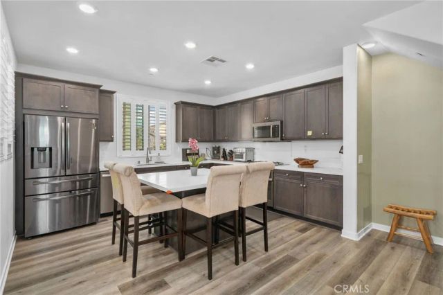 2280 Rose Garden Court, Upland, CA 91786
