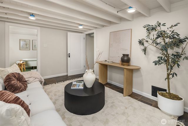 1618 NE 80th Street, Seattle, WA 98115