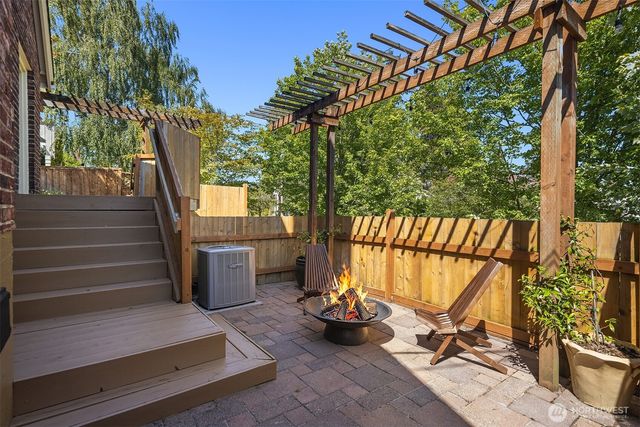 1618 NE 80th Street, Seattle, WA 98115