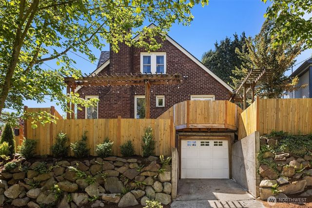 1618 NE 80th Street, Seattle, WA 98115