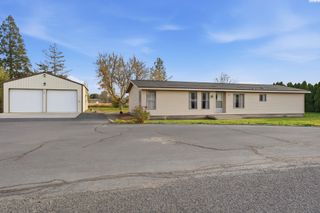 549 Ray Blvd, Burbank, WA 99323