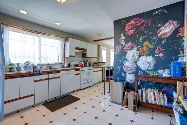 77 Second 2, Medford, MA 02155