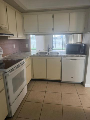 109 Lake Emerald Dr 102, Oakland Park, FL 33309