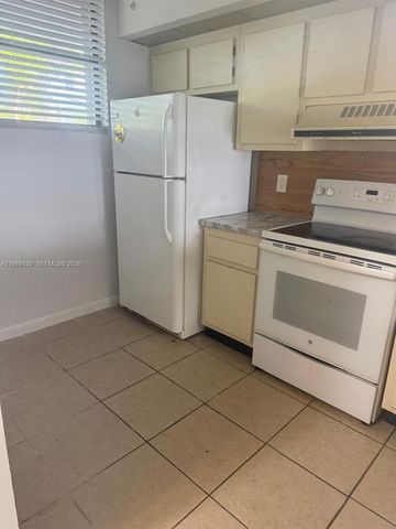 109 Lake Emerald Dr 102, Oakland Park, FL 33309