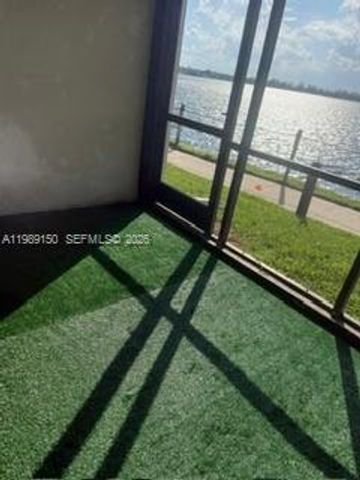 109 Lake Emerald Dr 102, Oakland Park, FL 33309