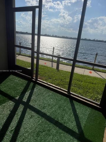 109 Lake Emerald Dr 102, Oakland Park, FL 33309