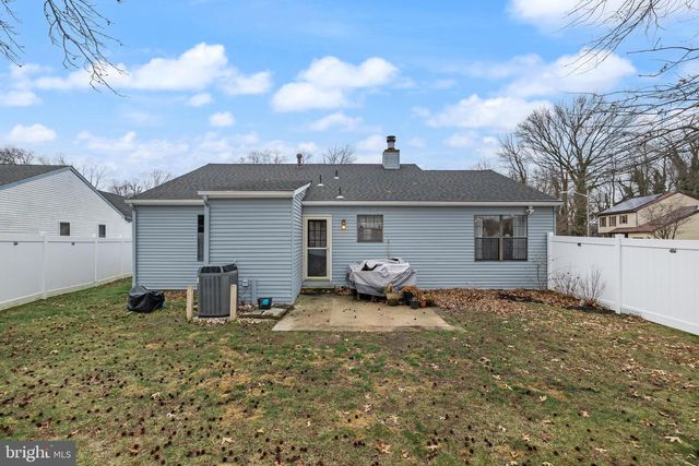 18 EMBASSY CT, Cherry Hill, NJ 08002