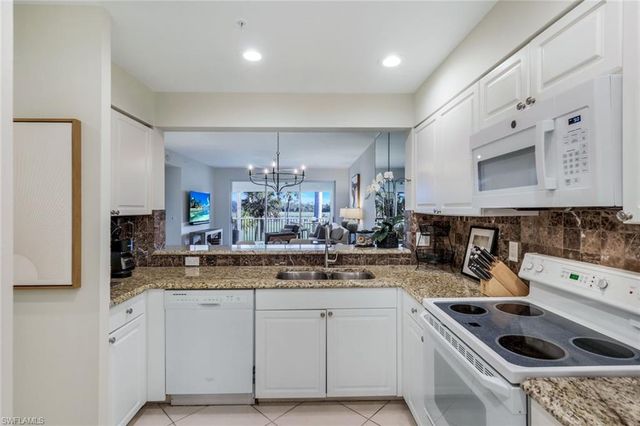 4120 Bayhead DR 105, Bonita Springs, FL 34134