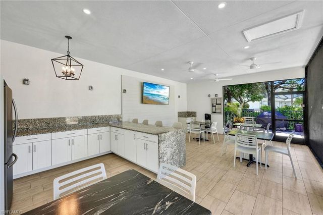 4120 Bayhead DR 105, Bonita Springs, FL 34134