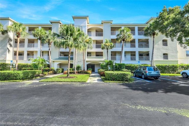 4120 Bayhead DR 105, Bonita Springs, FL 34134