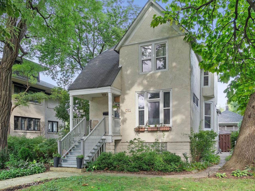 540 N Harvey Avenue, Oak Park, IL 60302 — exterior