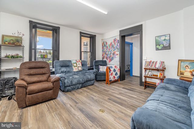 6 S MAIN STREET, Mont Alto, PA 17237