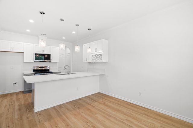 301 Henry Street, Waxahachie, TX 75165