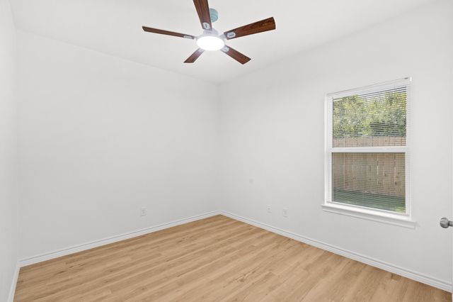 301 Henry Street, Waxahachie, TX 75165