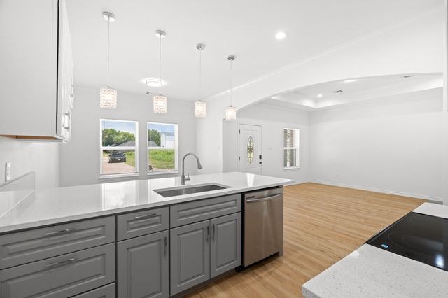 301 Henry Street, Waxahachie, TX 75165