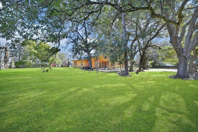 4109 Lechenger Street, Bacliff, TX 77518