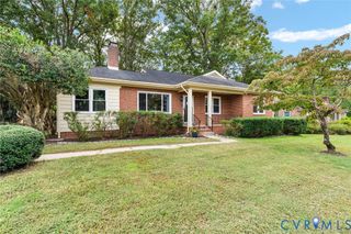 8829 Michaux Ln, Henrico, VA 23229