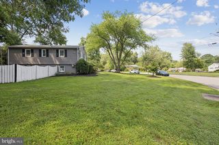 7810 MIDDAY LN, Alexandria, VA 22306