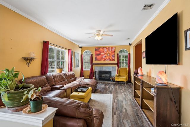 3 Shang Lee Drive, Manorville, NY 11949