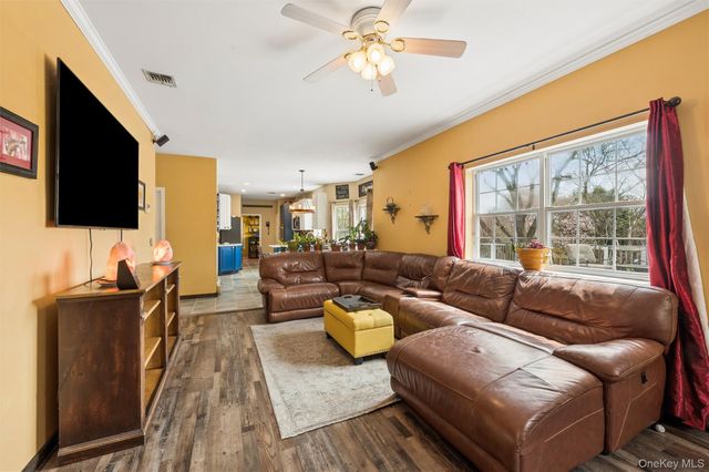 3 Shang Lee Drive, Manorville, NY 11949