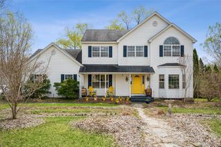 3 Shang Lee Drive, Manorville, NY 11949