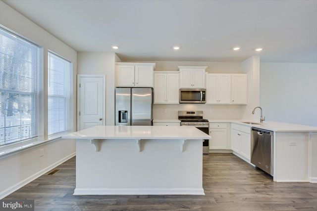 108 LEVIS DR, Mount Holly, NJ 08060