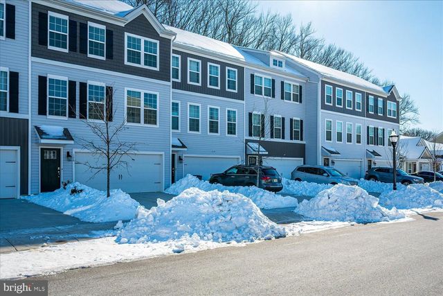 108 LEVIS DR, Mount Holly, NJ 08060