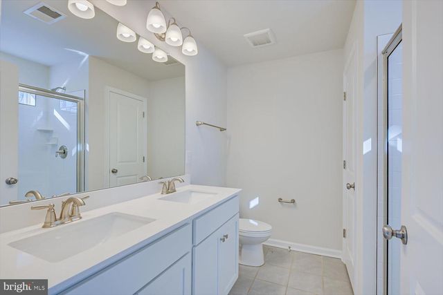 108 LEVIS DR, Mount Holly, NJ 08060