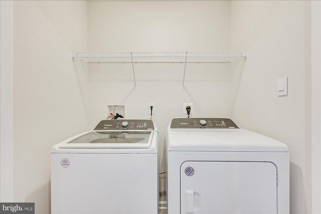 108 LEVIS DR, Mount Holly, NJ 08060