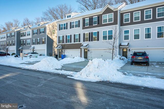 108 LEVIS DR, Mount Holly, NJ 08060