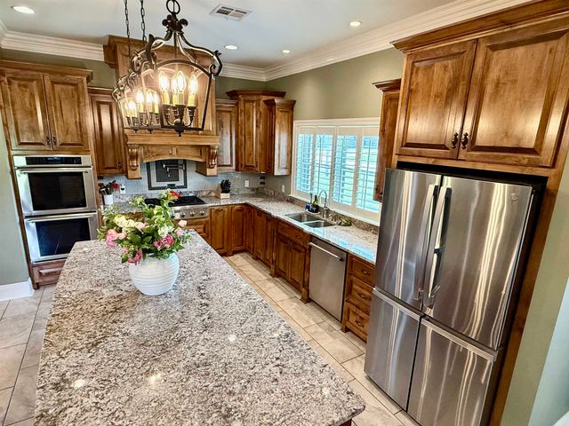 171 Smithfield, Thibodaux, LA 70301