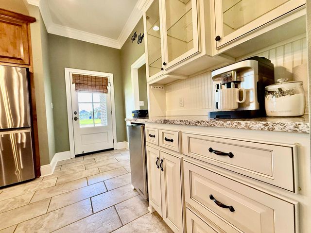 171 Smithfield, Thibodaux, LA 70301