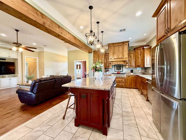 171 Smithfield, Thibodaux, LA 70301