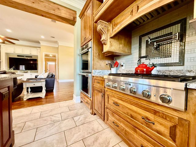 171 Smithfield, Thibodaux, LA 70301