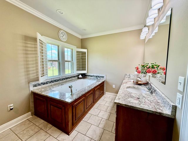 171 Smithfield, Thibodaux, LA 70301