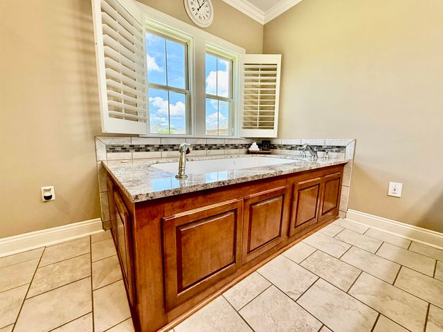 171 Smithfield, Thibodaux, LA 70301