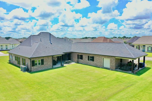 171 Smithfield, Thibodaux, LA 70301