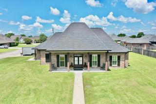 171 Smithfield, Thibodaux, LA 70301