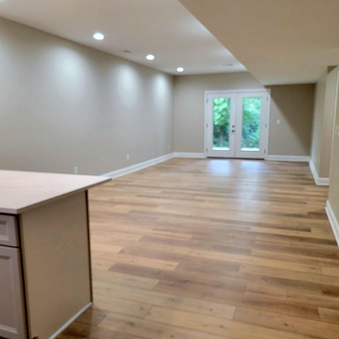 230 Sugartree Lane, Versailles, KY 40383