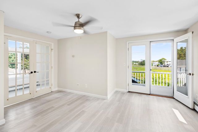 5 Viking Street, Hampton, NH 03842
