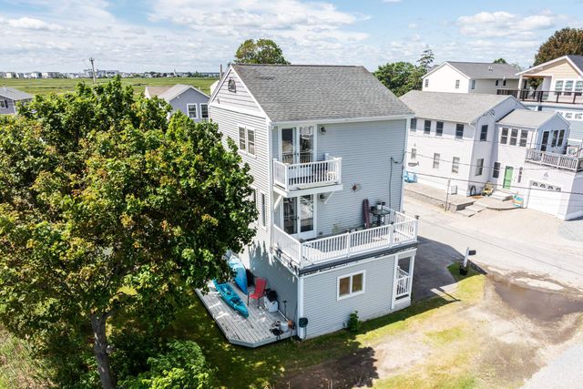 5 Viking Street, Hampton, NH 03842
