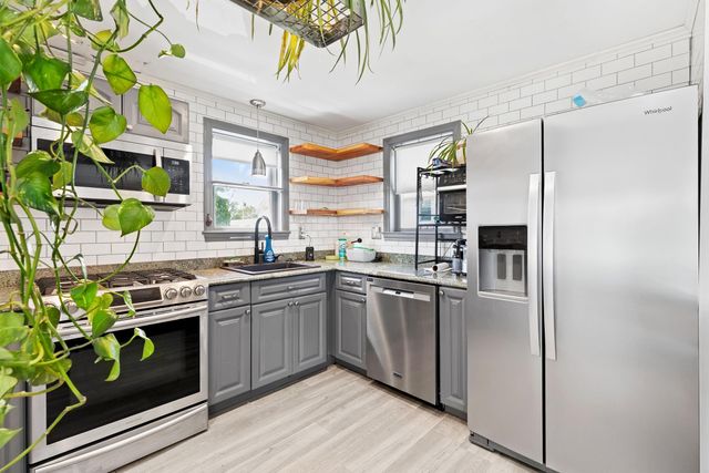 5 Viking Street, Hampton, NH 03842