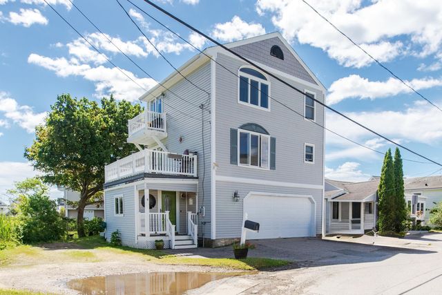 5 Viking Street, Hampton, NH 03842