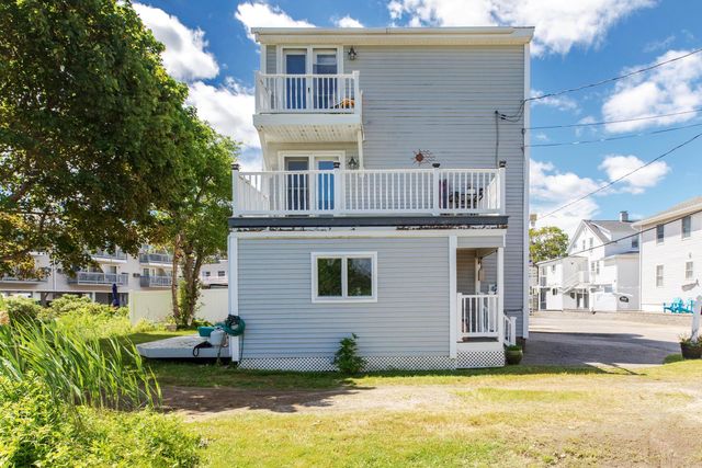 5 Viking Street, Hampton, NH 03842