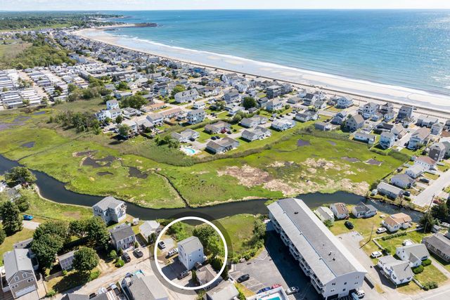 5 Viking Street, Hampton, NH 03842