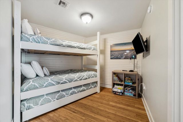 801 E Beach Drive TW0904, Galveston, TX 77550