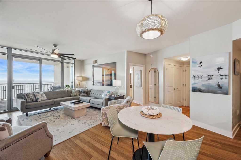 801 E Beach Drive TW0904, Galveston, TX 77550